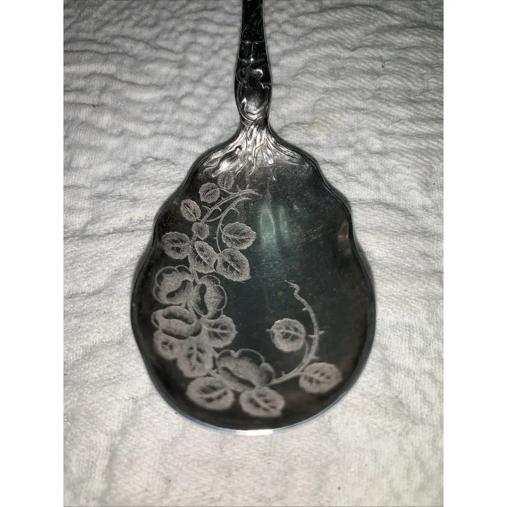 WALLACE NOUVEAU FLORAL STERLING SUGAR SPOON 35g Orchid Ornate Engraved Bowl 6.25